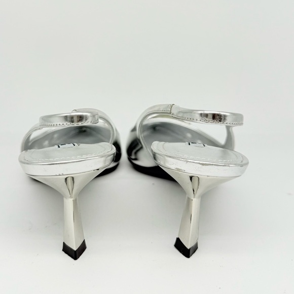 Prada Silver leather Spazzolato Triangle Logo 45mm Slingback Pumps Argento EU 39 - Picture 6 of 9